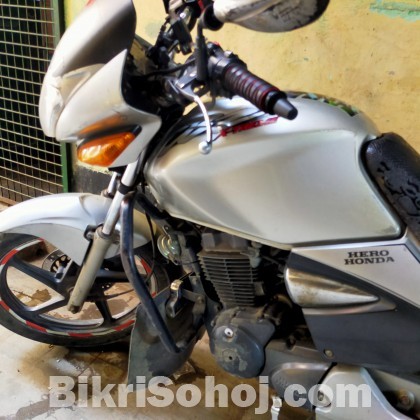 Hero Honda Cbz extrem